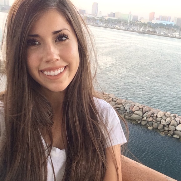 larainaaaa